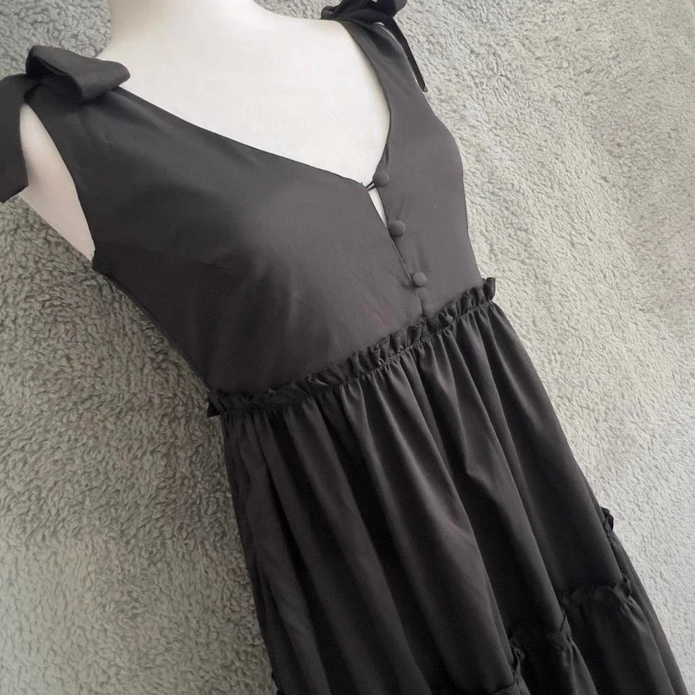 Black tiered, maxi dress tie straps dark cottage, core romantic size 4
